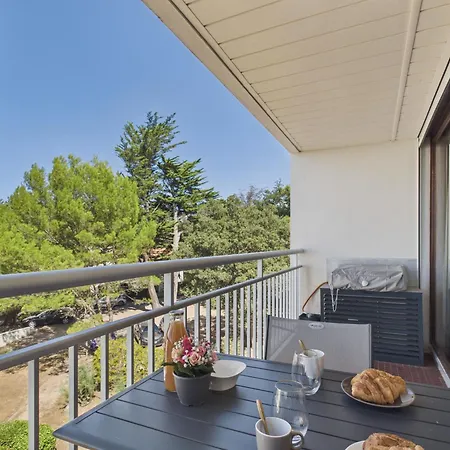 Escapade A 2 Pres De La Avec Balcon Apartamento